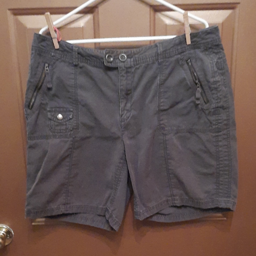 Eddie Bauer Women's Gray Cargo Shorts